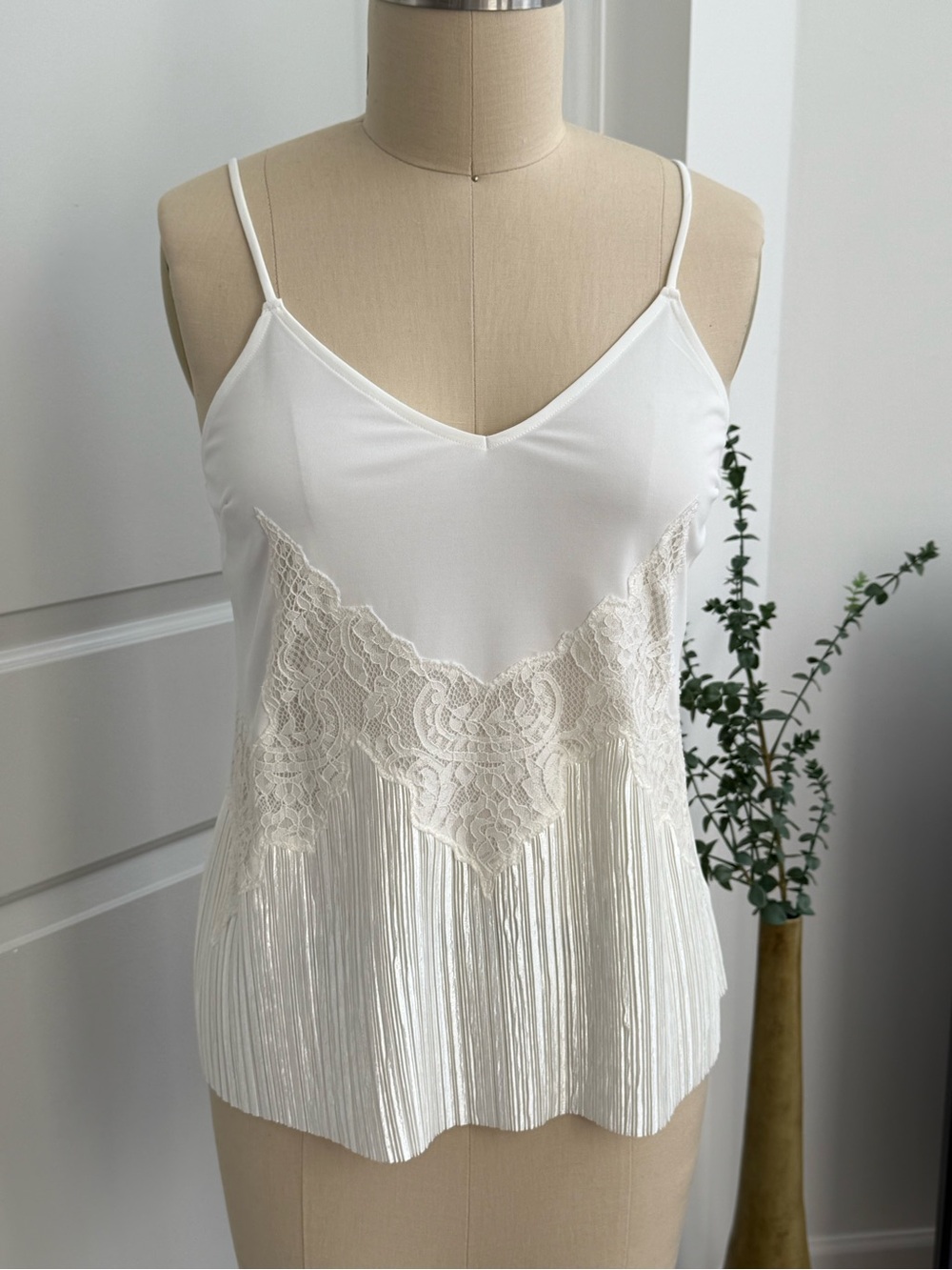 Express Ivory Lace-Trim Pleated Cami